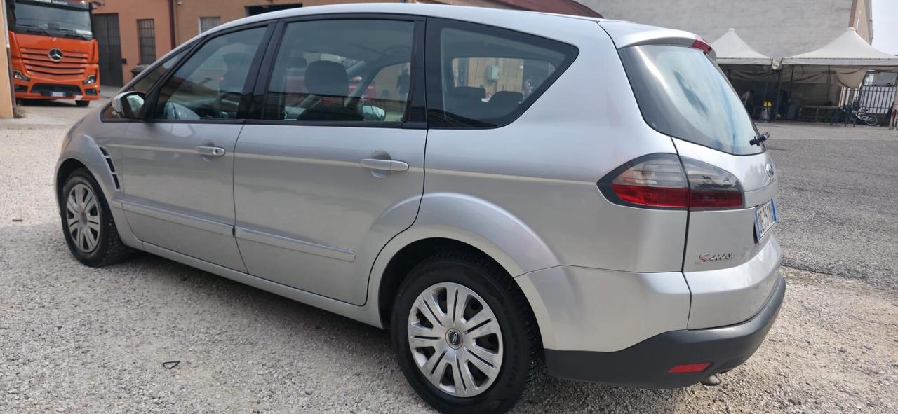 Ford S-Max 2.0 TDCi 140CV Titanium 7 posti