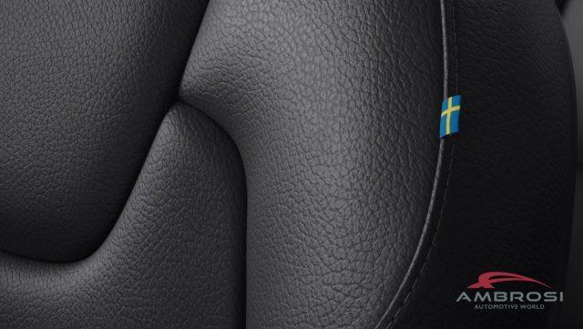 VOLVO XC60 T6 AWD Plug-in hybrid Elettrica/Benzina Plus Dark