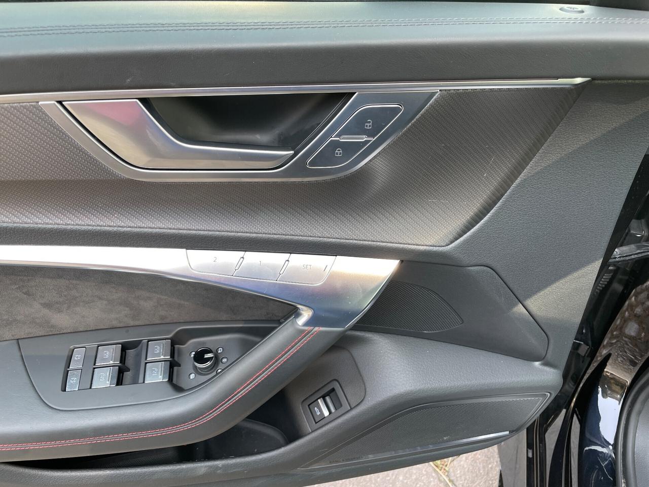 Audi RS6 RS 6-Leggere la descrizione