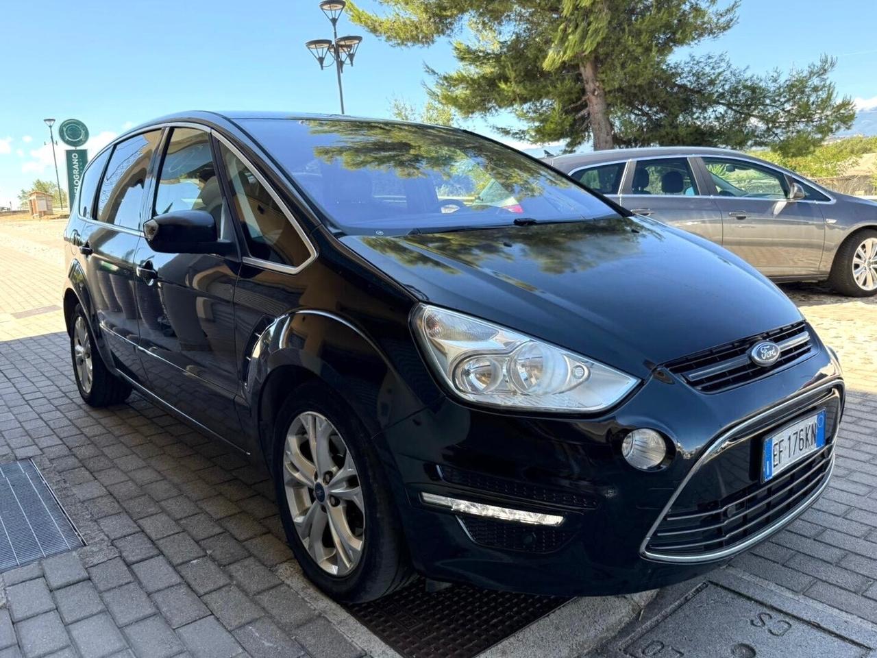 Ford S-Max 2.0 TDCi 115CV Titanium Restayling 2011