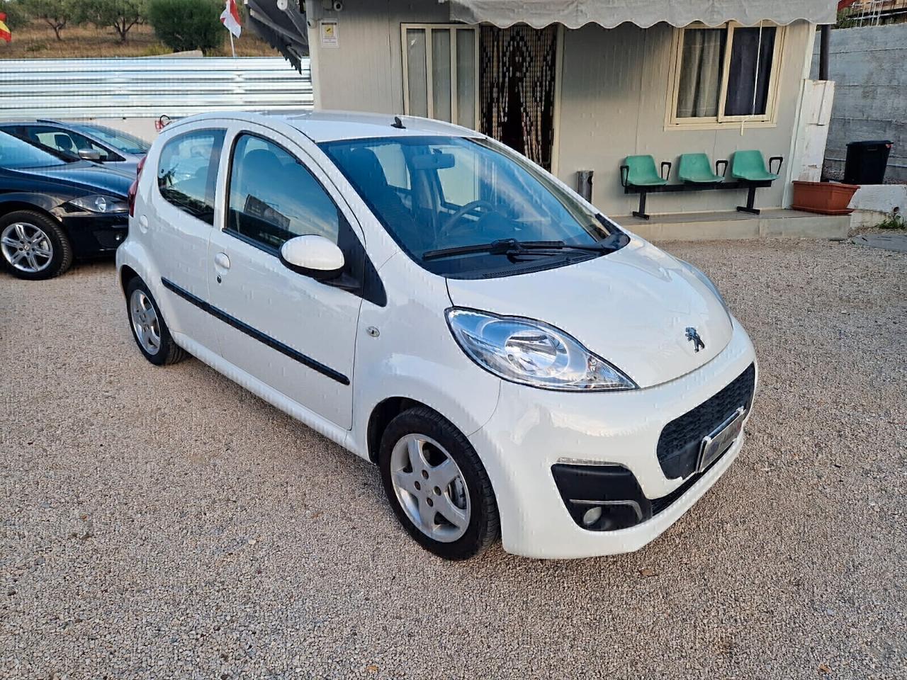 Peugeot 107 1.0 68CV 5p. Active