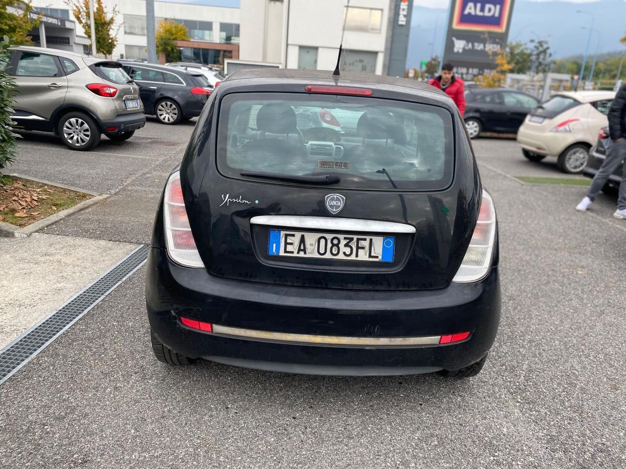 Lancia Ypsilon 1.4 Diva Ecochic GPL