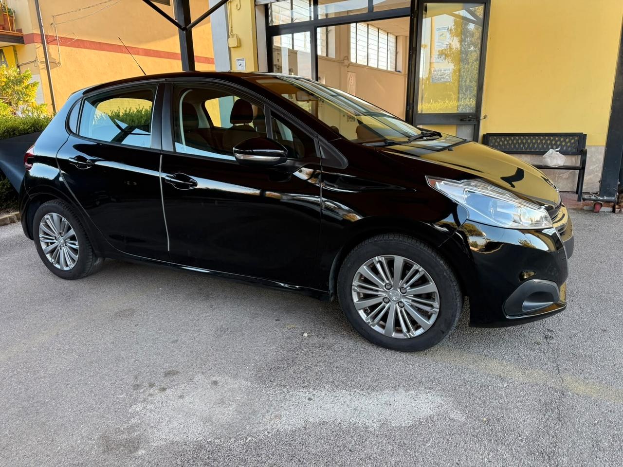 Peugeot 208 PureTech 82 5 porte Active
