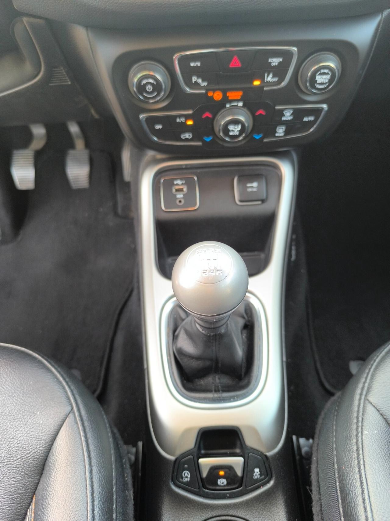 JEEP COMPASS BUSINESS 1.6 DIESEL 120cv LED/NAVI/SENS.POST