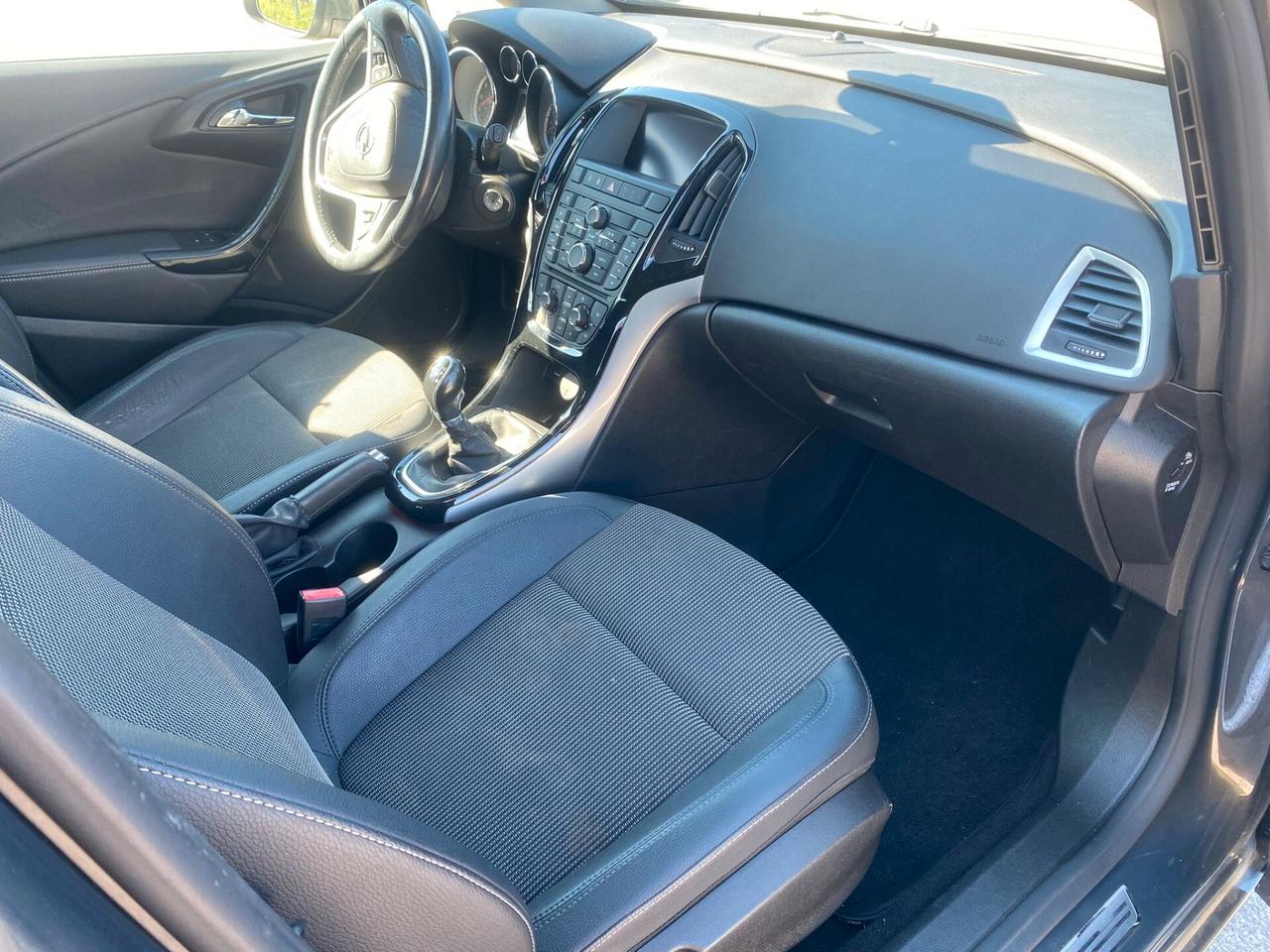 Opel Astra 1.4 Turbo 140CV 5 porte GPL Tech Cosmo