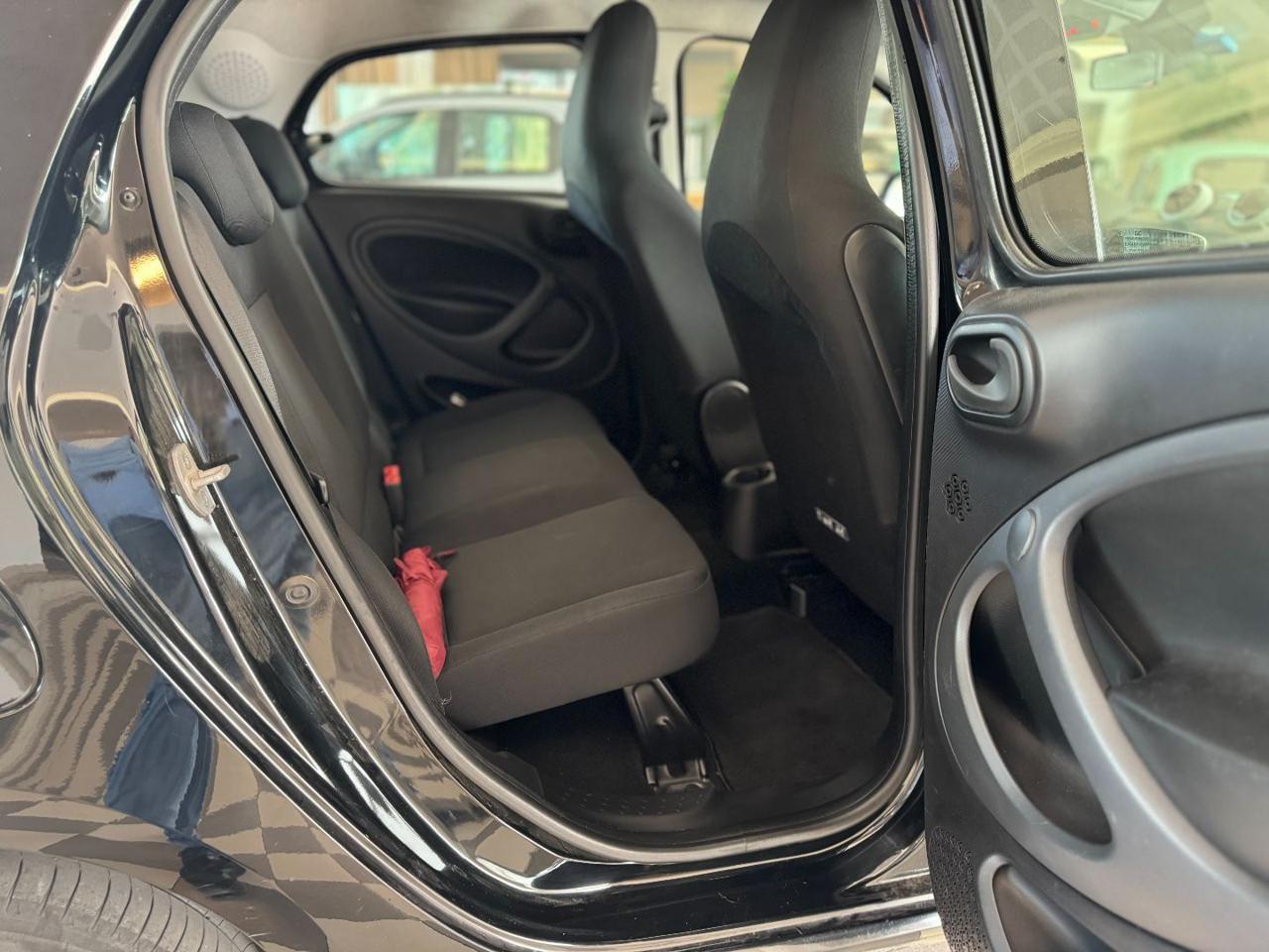 SMART ForFour 70 1.0 Passion Manuale Uni PRo