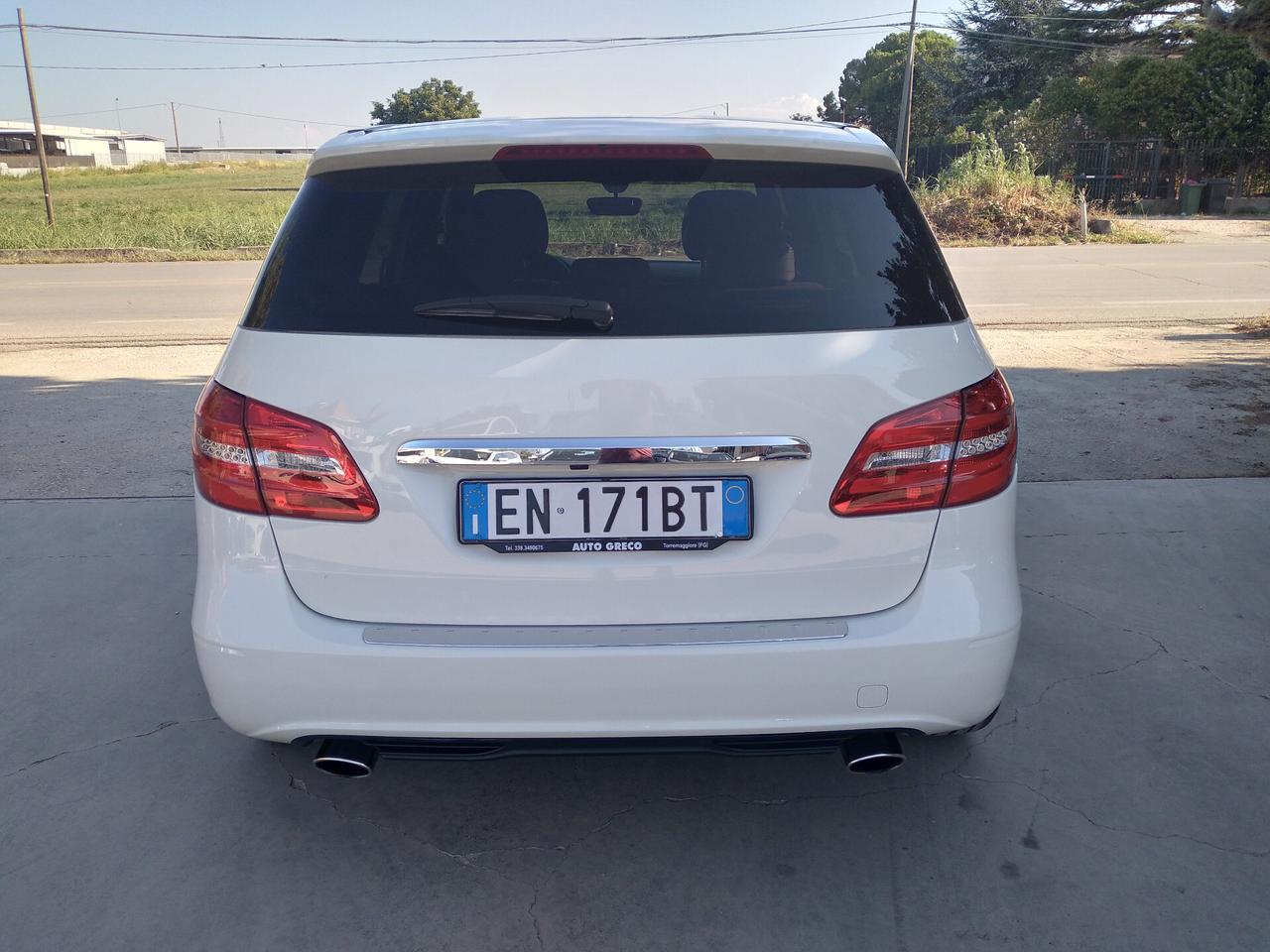 Mercedes-benz B 200 Premium