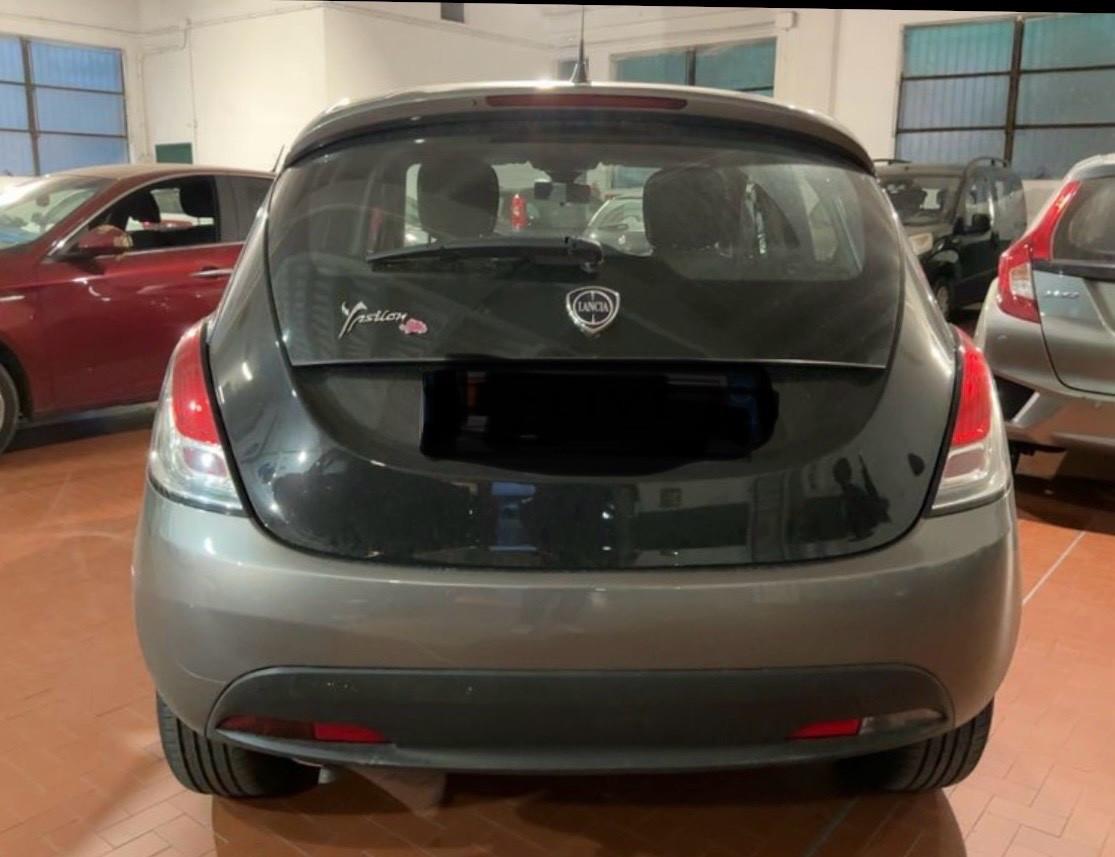 Lancia Ypsilon 1.2 69CV 5P Elefantino Rosa-km39500-