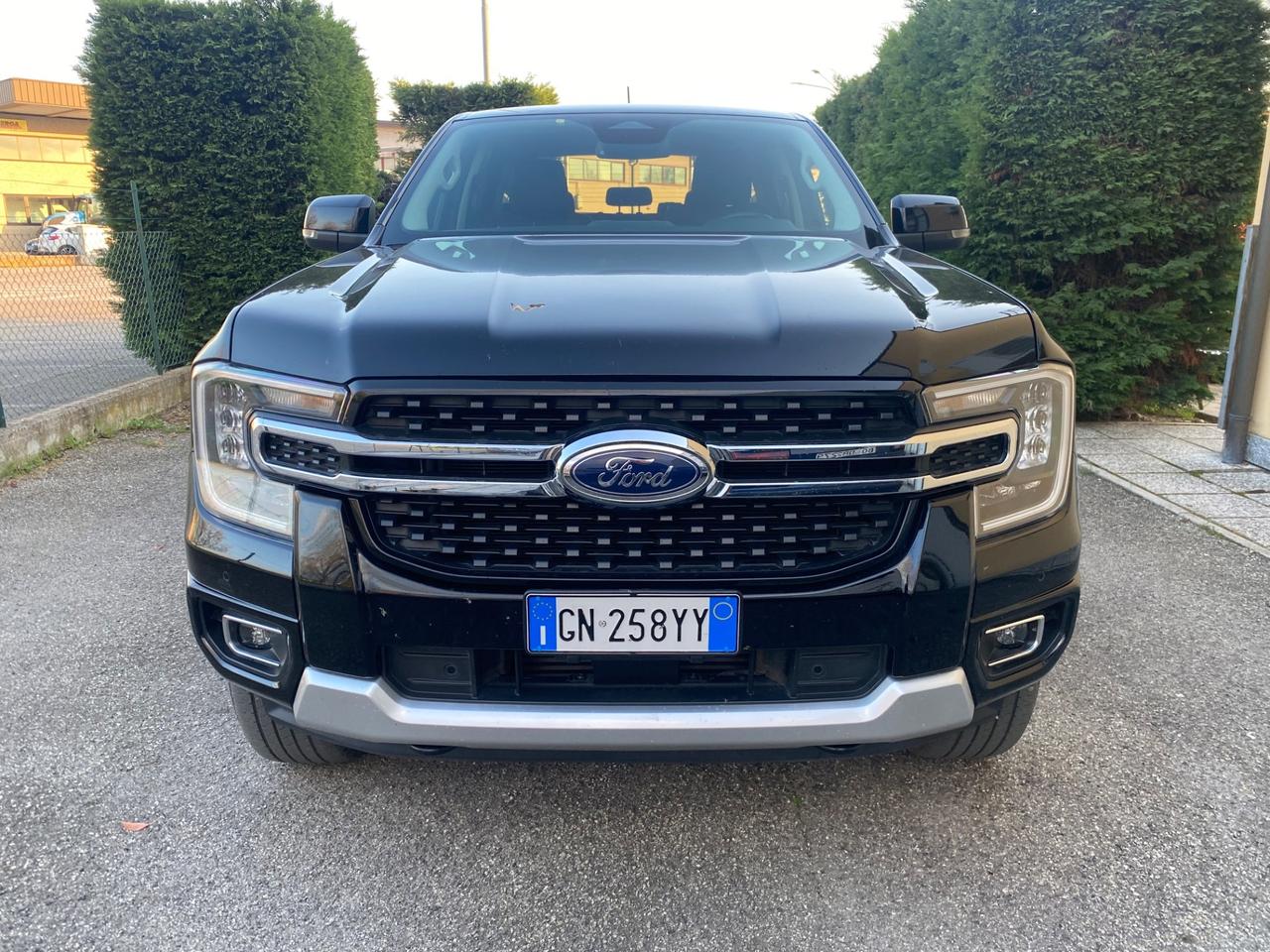 Ford Ranger 2.0 ECOBLUE aut. 205 CV DC Limited 5 posti (PREZZO NON SOGGETO IVA,"PRIVATO")
