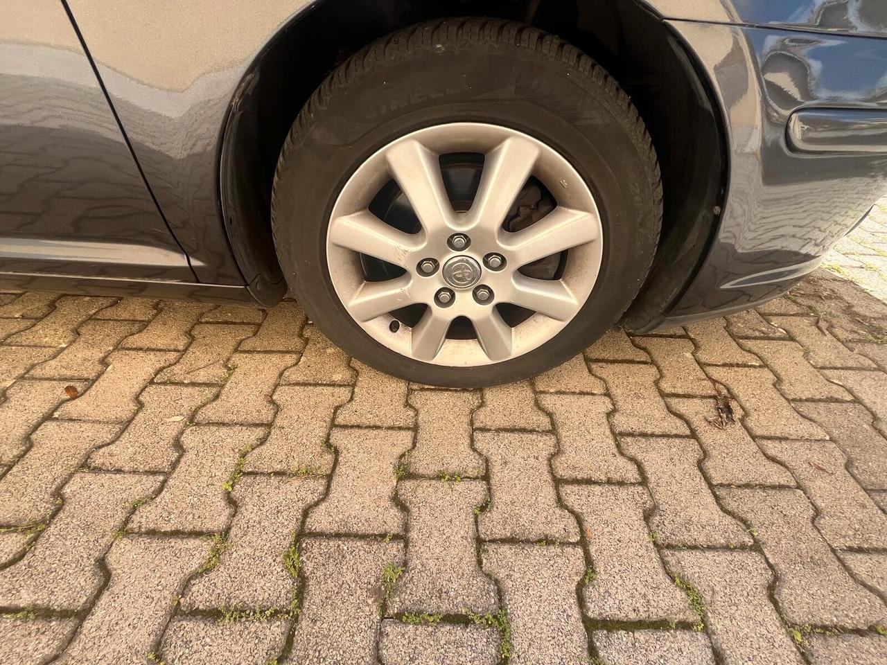 Toyota Avensis 2.2 D-4D 16V Station Wagon