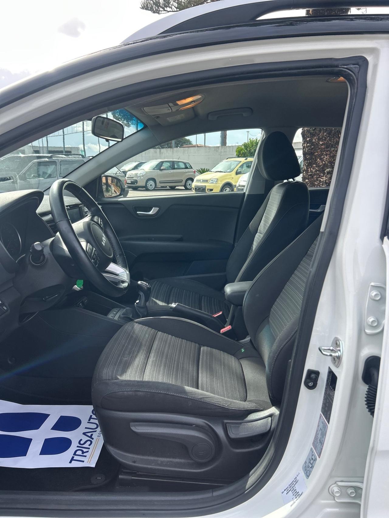 Kia Stonic 1.4 MPI EcoGPL Style B-Color