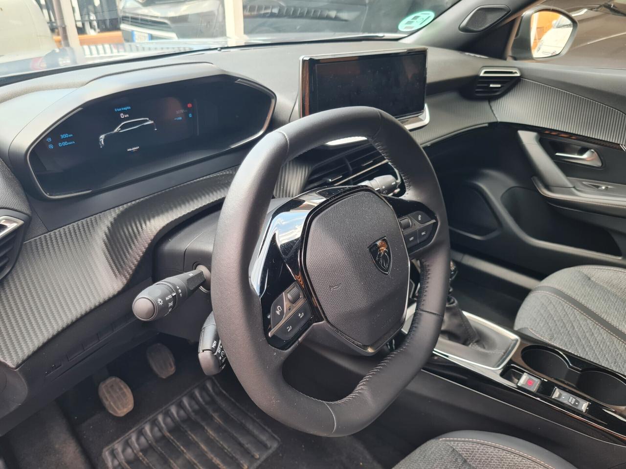 Peugeot 2008 PureTech 100 S&S Allure*CARPLAY*NAVI*