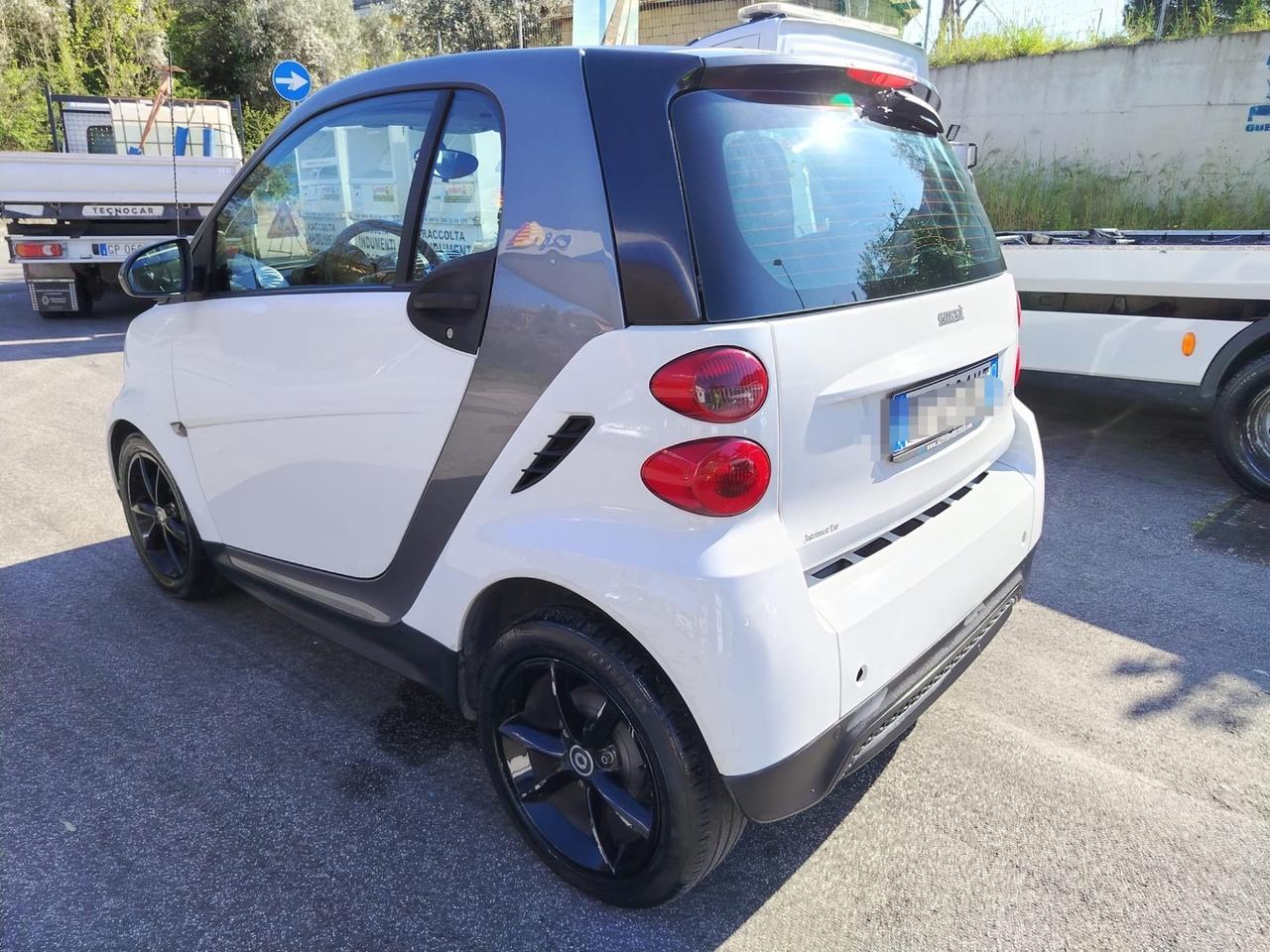 Smart ForTwo 1000 45 kW MHD coupé pure Teen II
