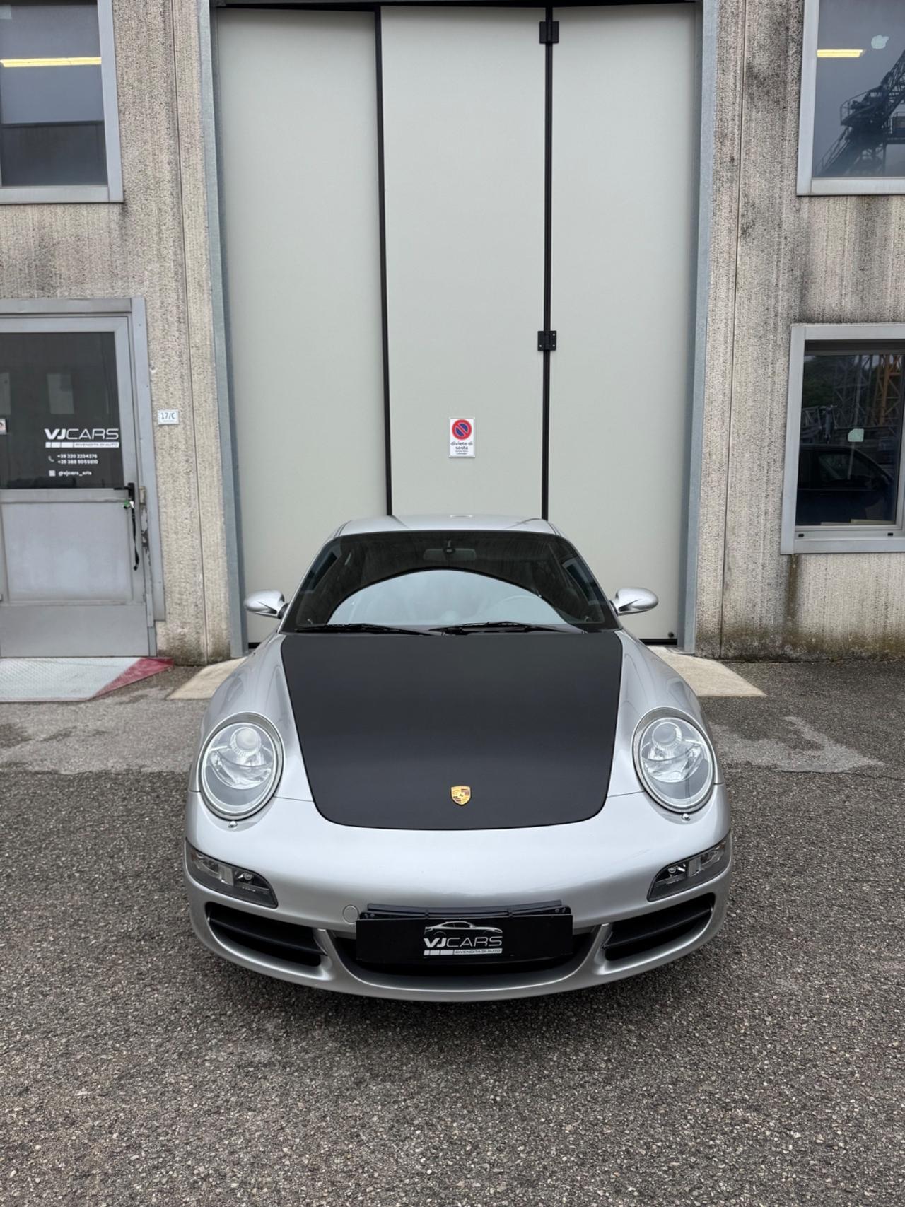 Porsche 911 997 Carrera Coupé sport chrono