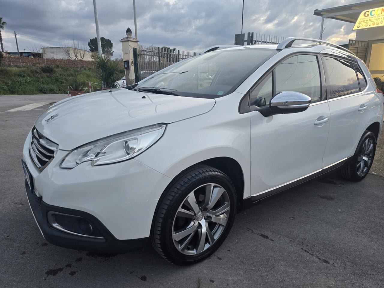 Peugeot 2008 BlueHDi 100 Allure