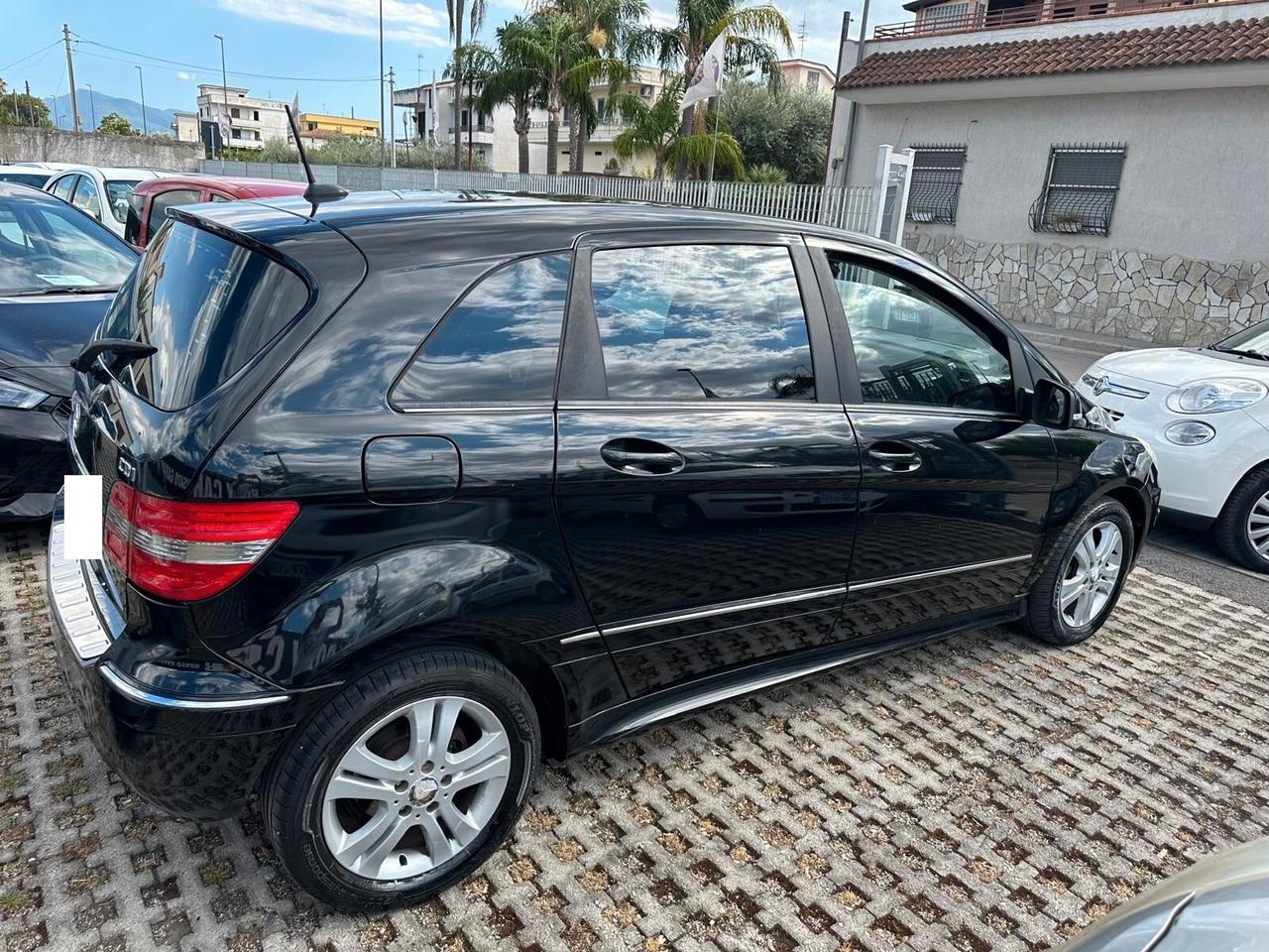 Mercedes-benz B 180 CDI Premium-06/2010