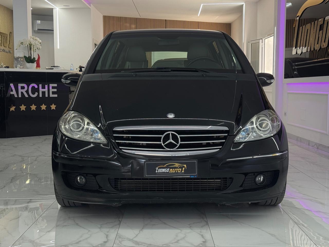 Mercedes-benz Classe A 180D AVANTGARDE Aut.