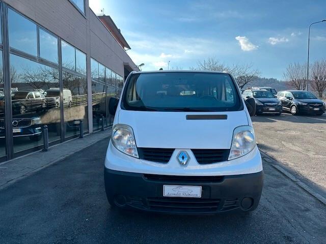 Renault Trafic T29 2.0 dCi/90 PL-TN-autocarro 6 posti