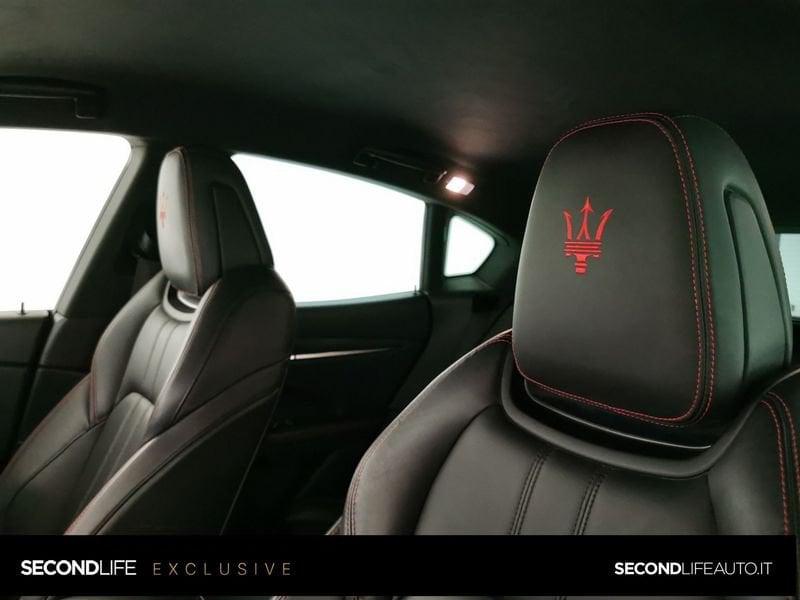 Maserati Levante 3.0 V6 430cv auto