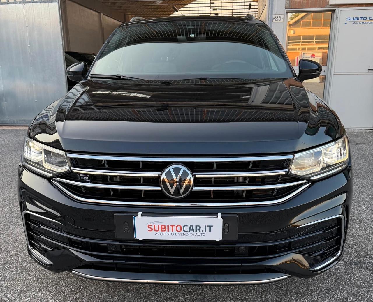 Volkswagen Tiguan Allspace 2.0 TDI SCR DSG 4MOTION R-Line 7 posti Gancio traino