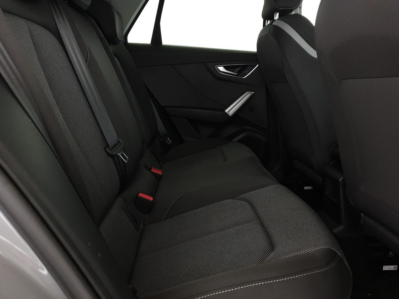 30TDI 116CV Identity Black