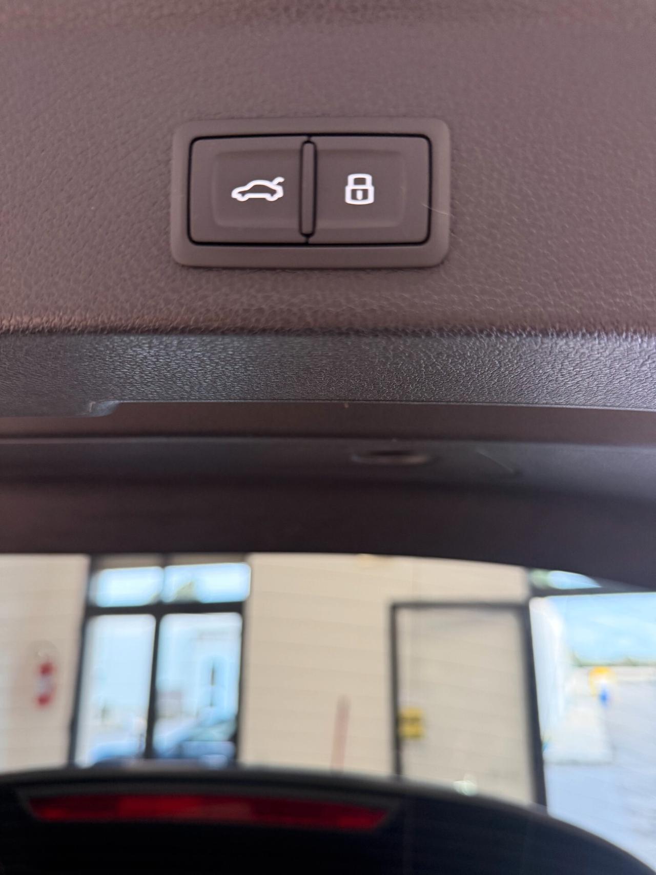 Audi Q3 SPB 35 tdi Sline edition NAVI,TELECAMERA,FARI LED,VIRTUAL COCKPIT,APPLE CARPLAY,PELLE PARZIALE