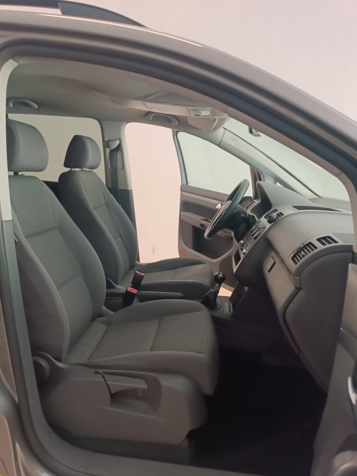 Volkswagen Touran 2.0 Trendline Ecofuel 7 Posti
