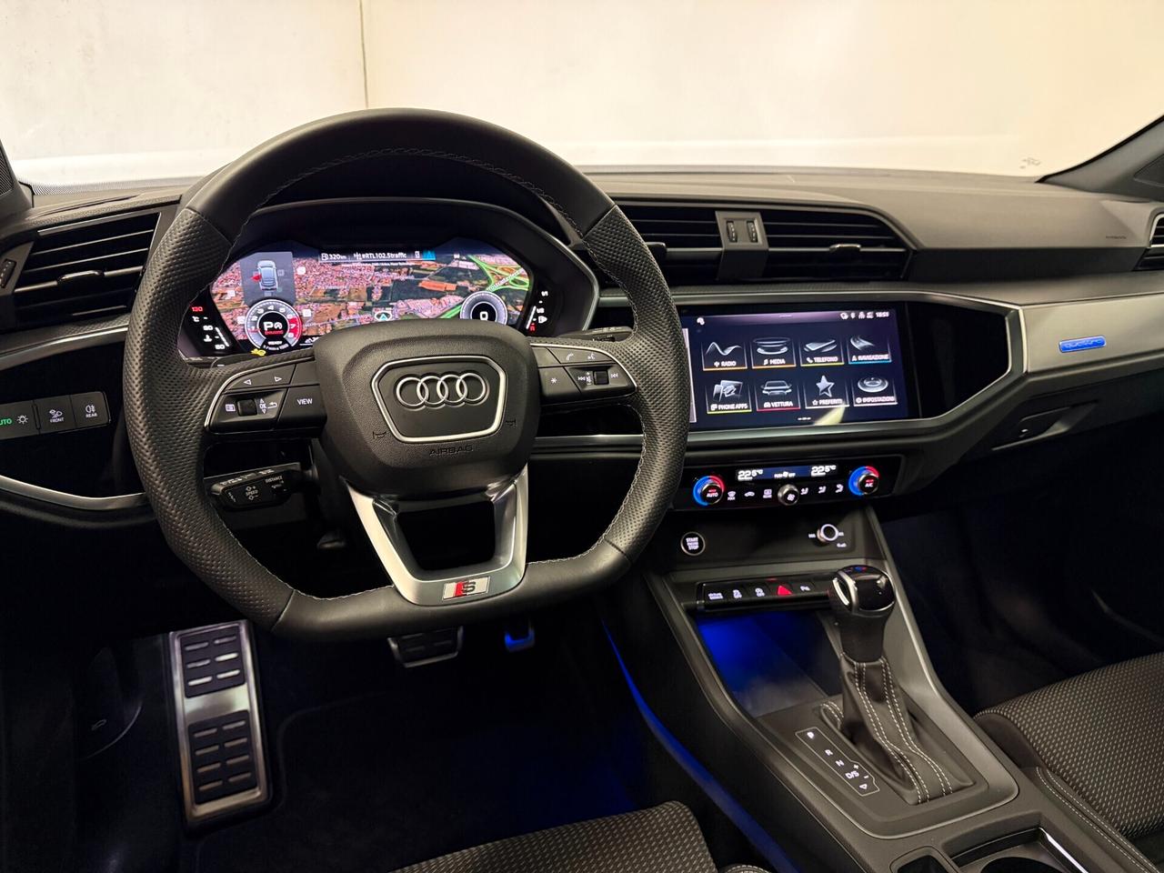 Audi Q3 Sportback 40 Tfsi Identity Black Quattro S-Tronic