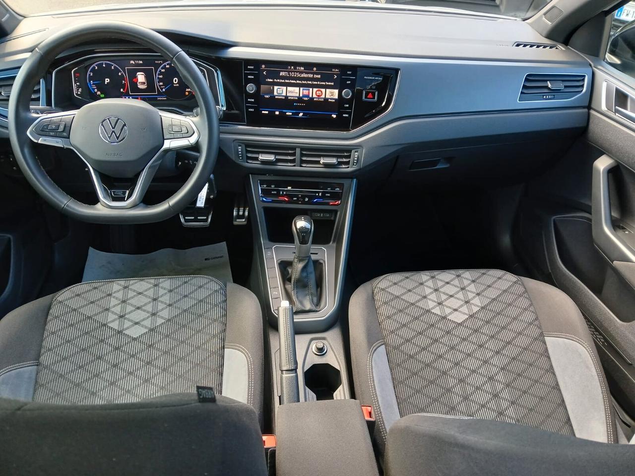 Volkswagen Taigo 1.0 TSI 115 CV DSG R-Line-AZIENDALE