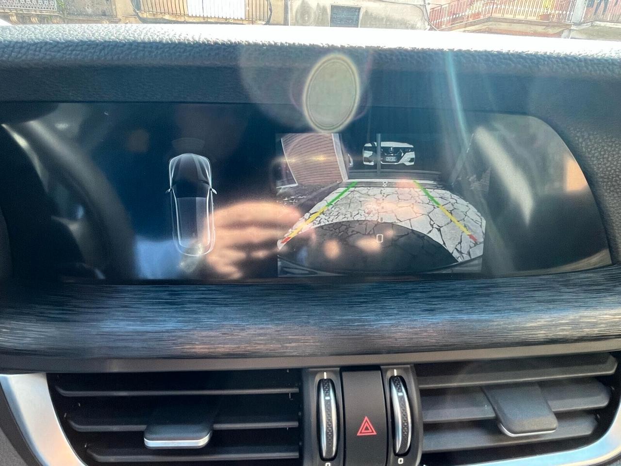 Alfa Romeo Stelvio 2.2 Turbodiesel 160 CV AT8 RWD Business