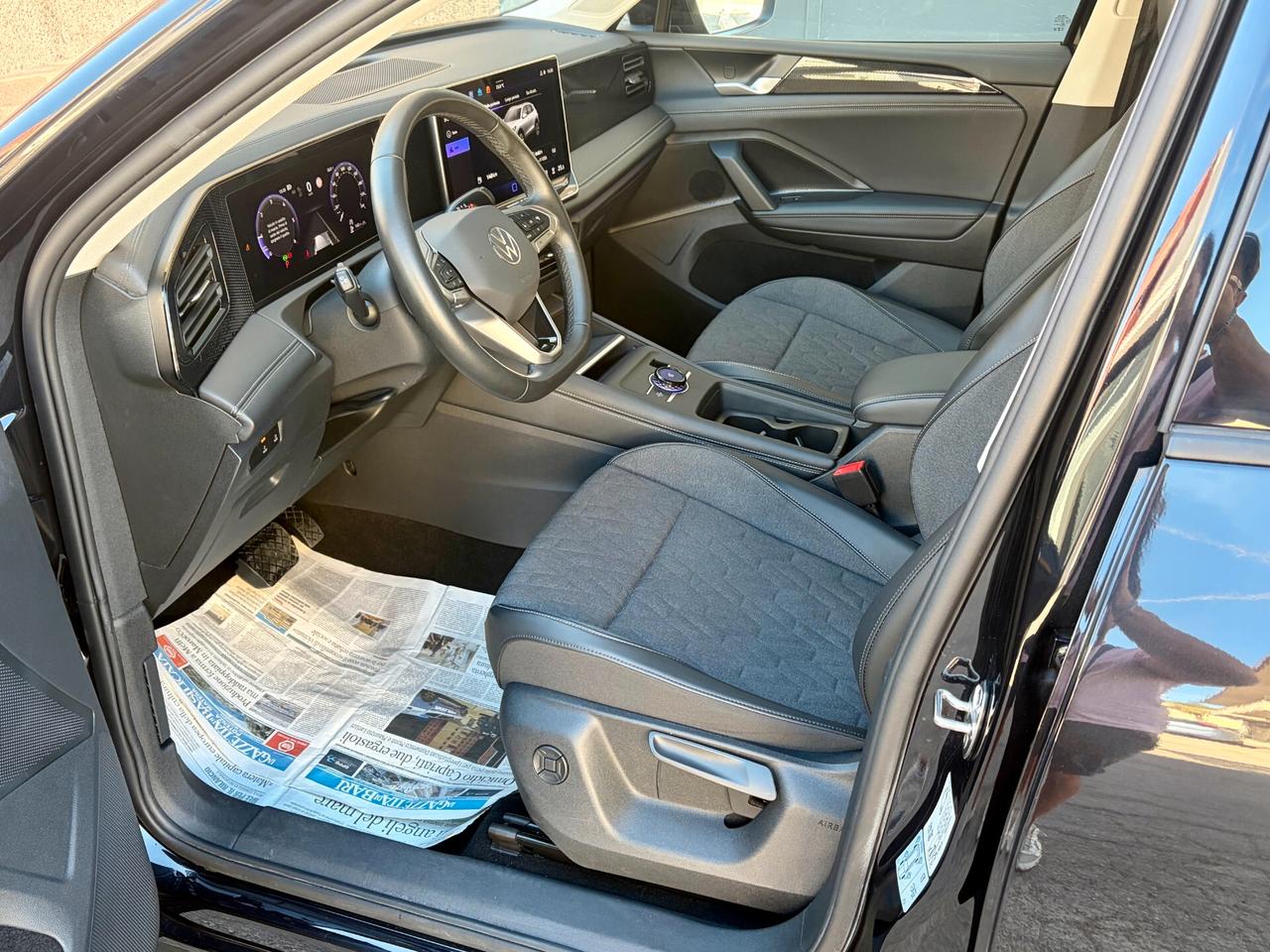 Volkswagen Tiguan 2.0 TDI 150 CV -"DSG-Elegance-25.000km"-'24