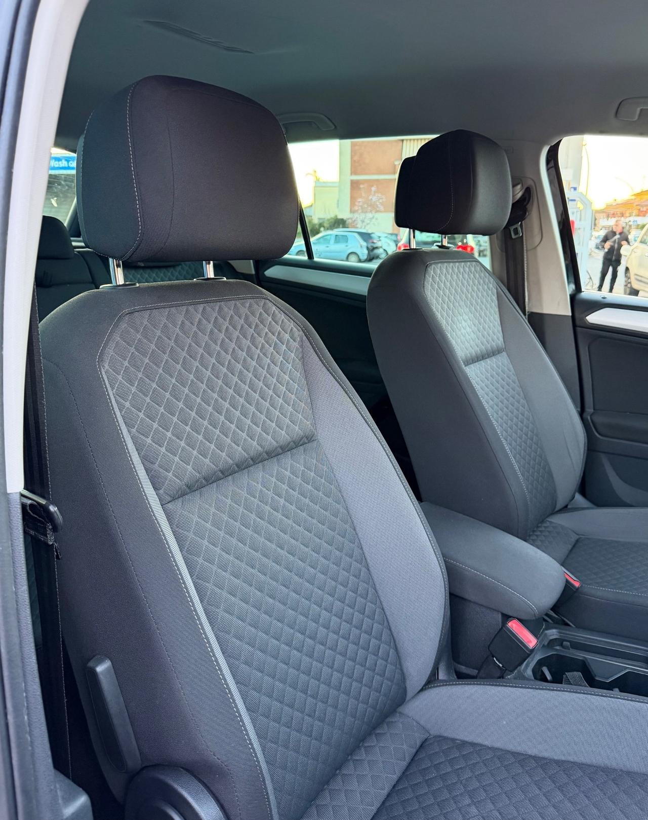 Volkswagen Tiguan 1.6 TDI SCR Sport BlueMotion Technology