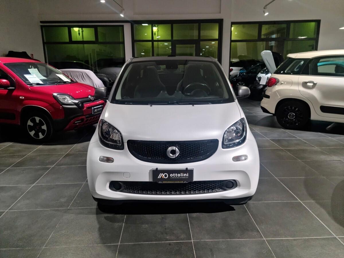 Smart ForTwo Cabrio 900 AUTOMATICA GARANZIA 5 ANNI