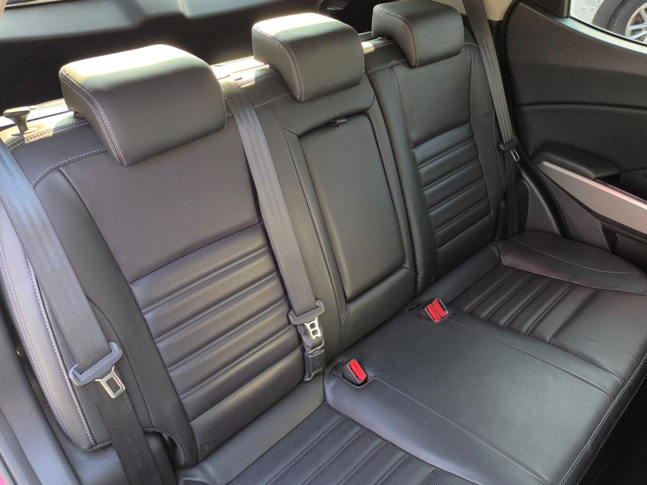 Ssangyong Tivoli 1.6d 2WD Be Visual Hot Aebs