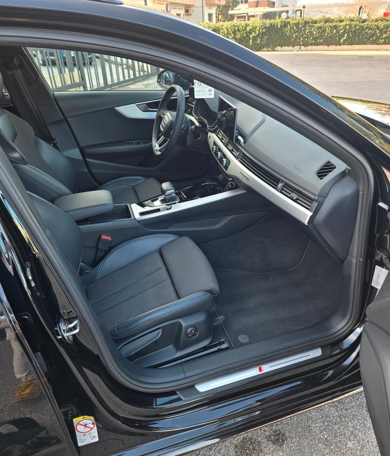 Audi A4 Avant 40 TDI S tronic line edition