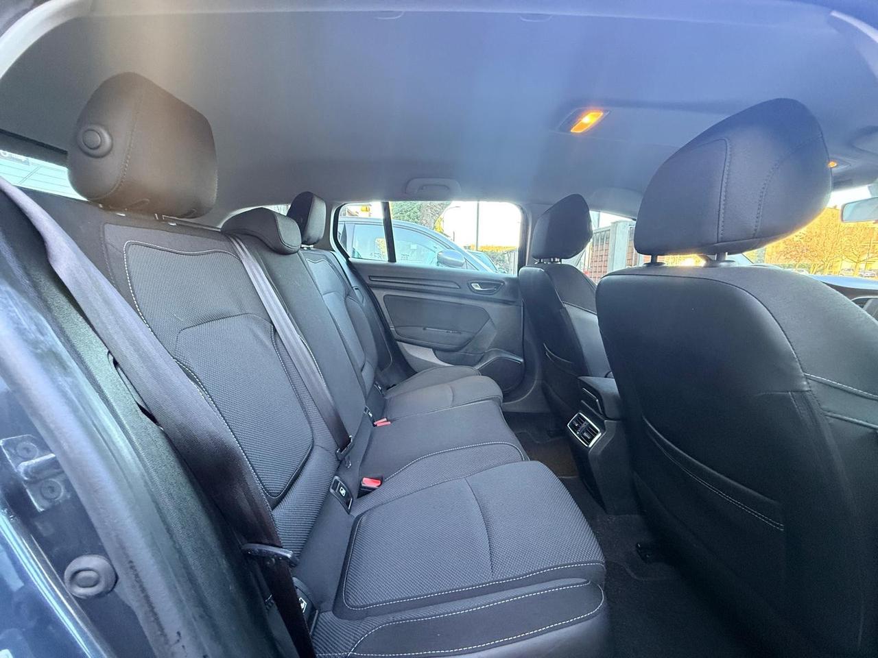 Renault Megane Mégane Sporter Blue dCi 115 CV EDC Business