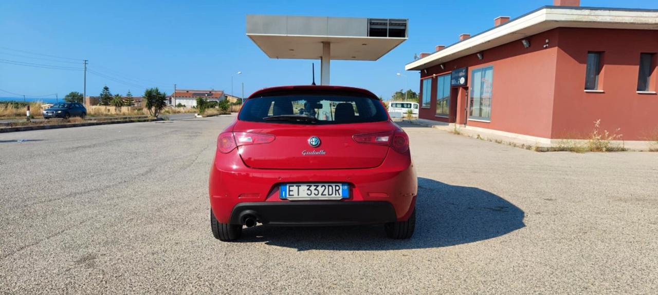 Alfa Romeo Giulietta 1.6 JTDm-2 105 CV Exclusive