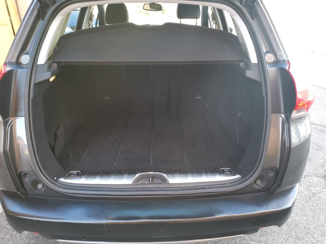 Peugeot 2008 1.6 e-HDi 115 CV Stop&Start Allure