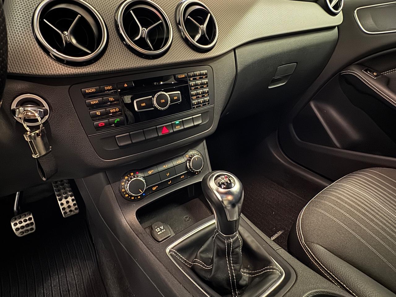Mercedes-benz B 180 Premium Navi Camera Bluet Vetri Scuri Xeno Led Tagliandi MB