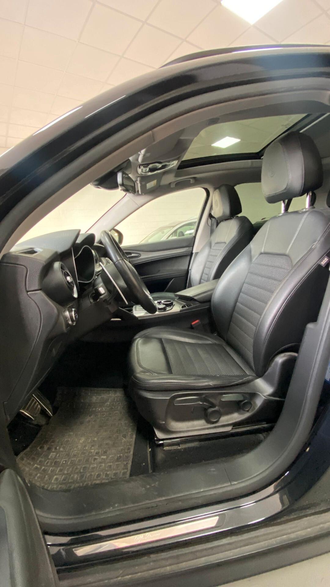 Alfa Romeo Stelvio 2.2 Turbodiesel 210 CV AT8 Q4 Executive