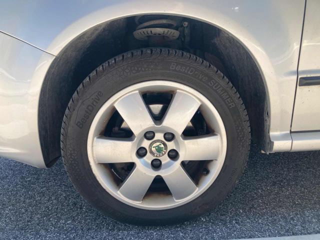 SKODA Fabia 1.4 16Vcat Wagon Ambiente