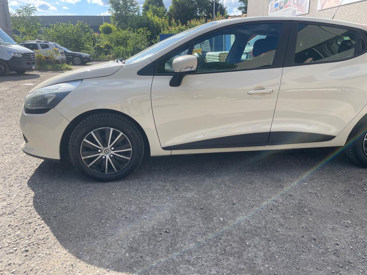 Renault Clio 1.2 75CV 5 porte Life