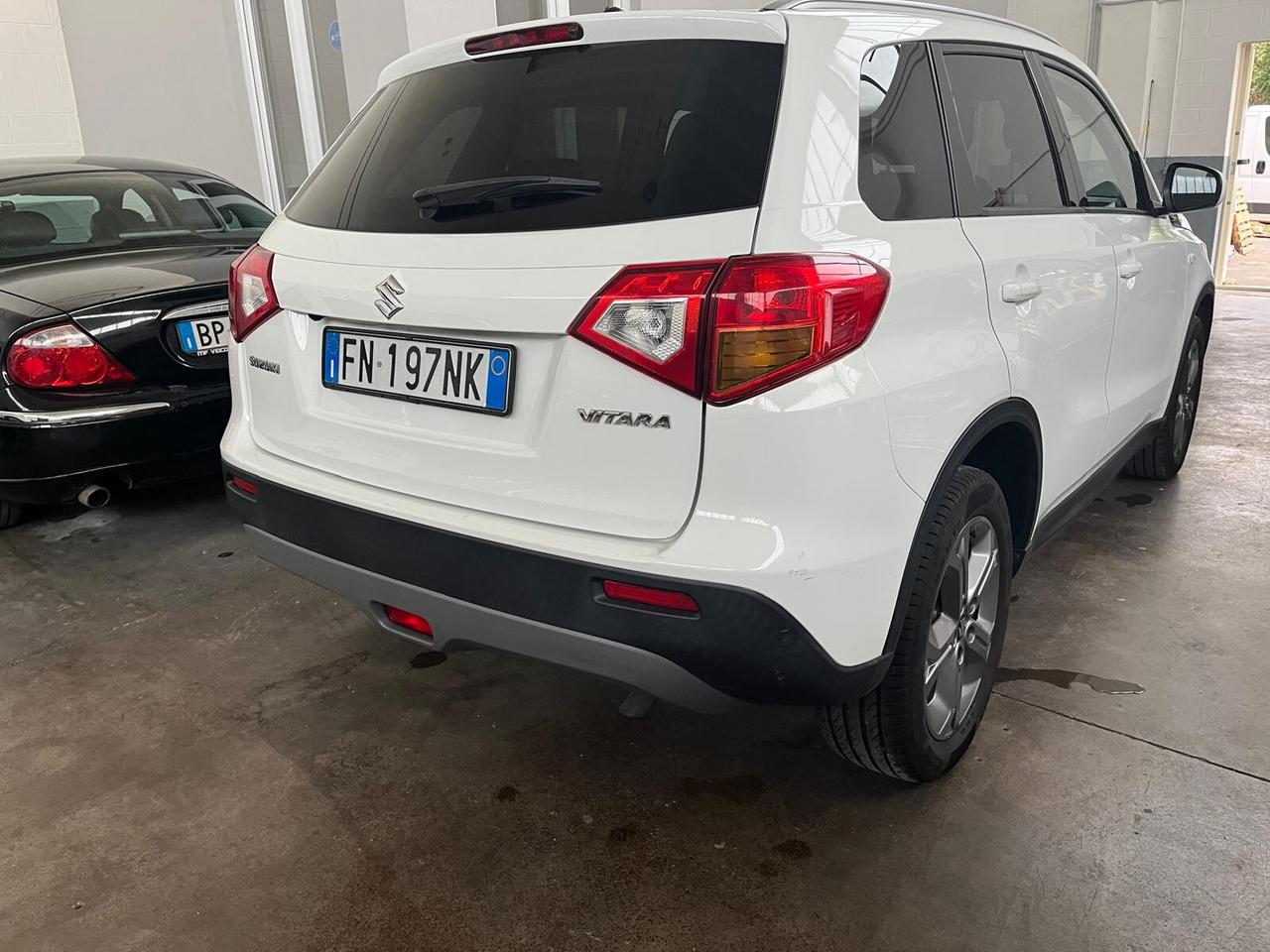 Suzuki Vitara 1.6 VVT A/T V-Top