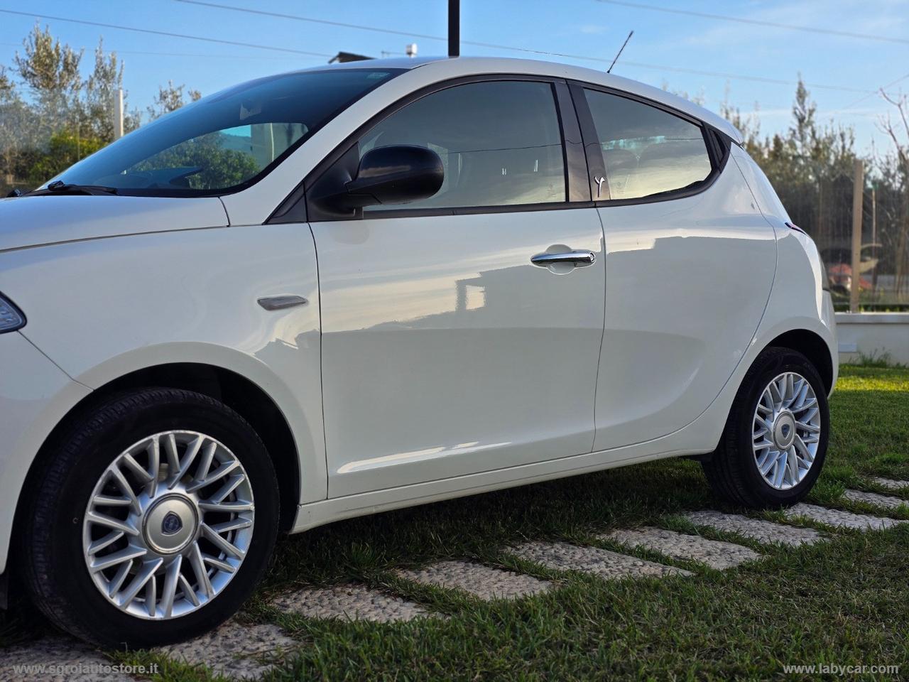 LANCIA Ypsilon 1.3 MJT 95 CV 5p. S&S Gold