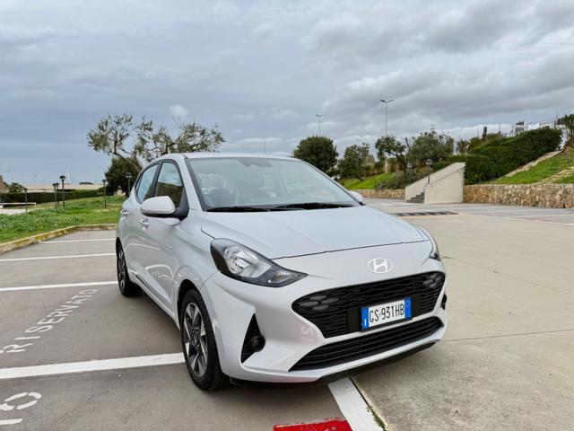 HYUNDAI i10 1.0 MPI AUTOMATICA CONNECTLINE+VIRTUAL+NAVI+PDC