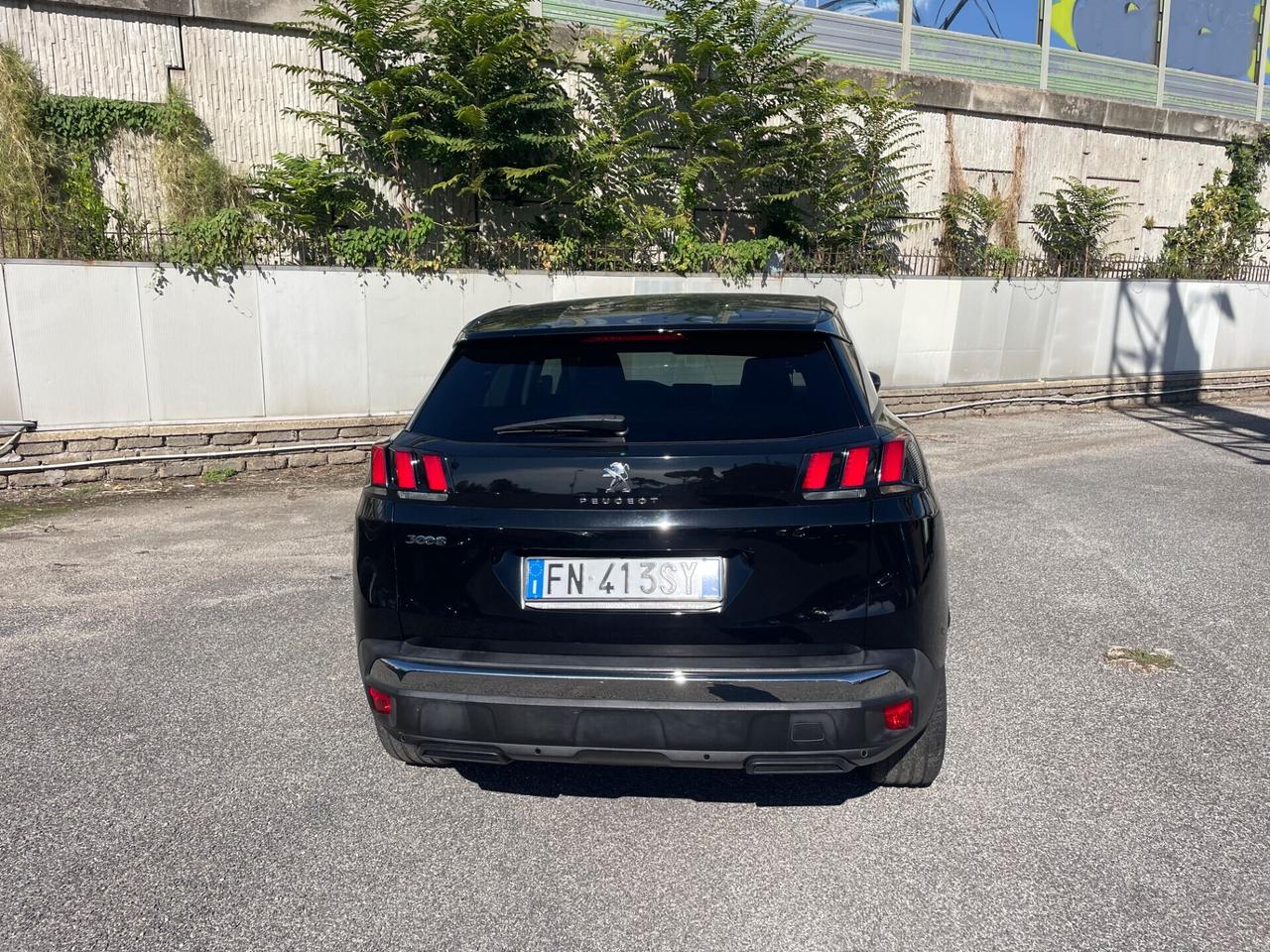 Peugeot 3008 Allure gancio traino Garanzia