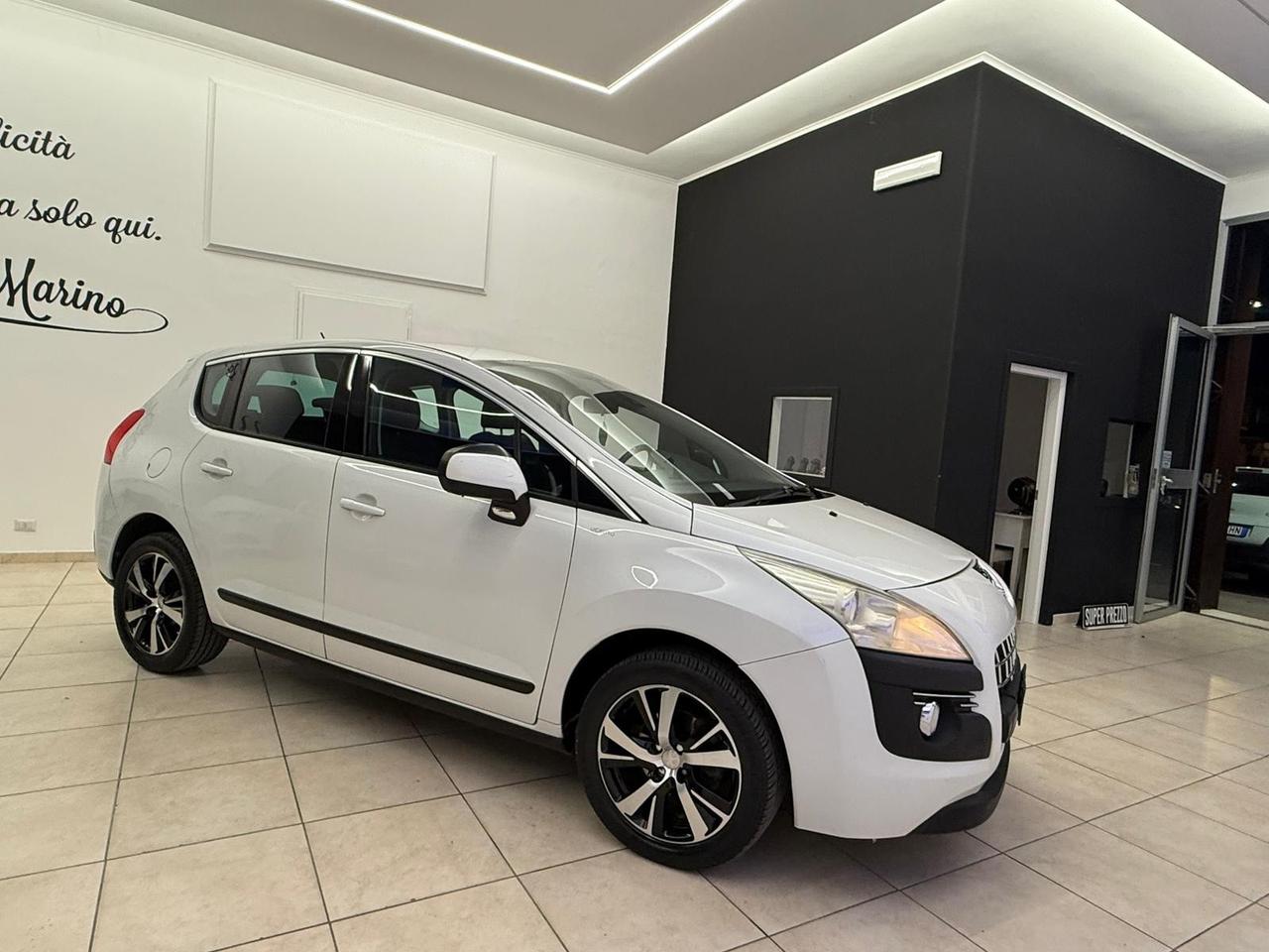 Peugeot 3008 1.6 HDi 112CV cambio robotizzato Tecno