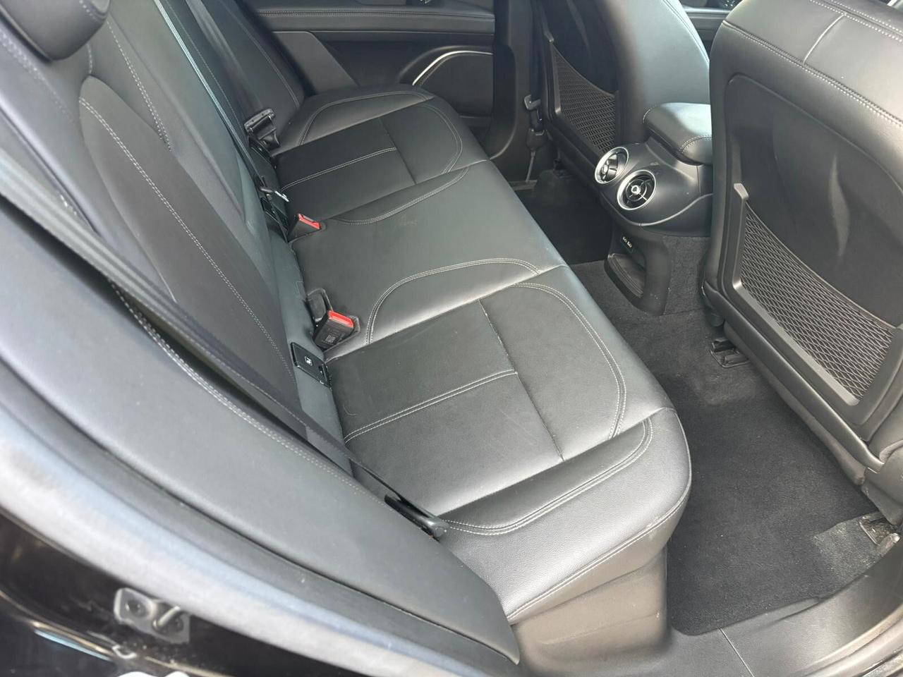 Alfa Romeo Stelvio 2.2 Turbodiesel 190 CV AT8 Q4 Sprint