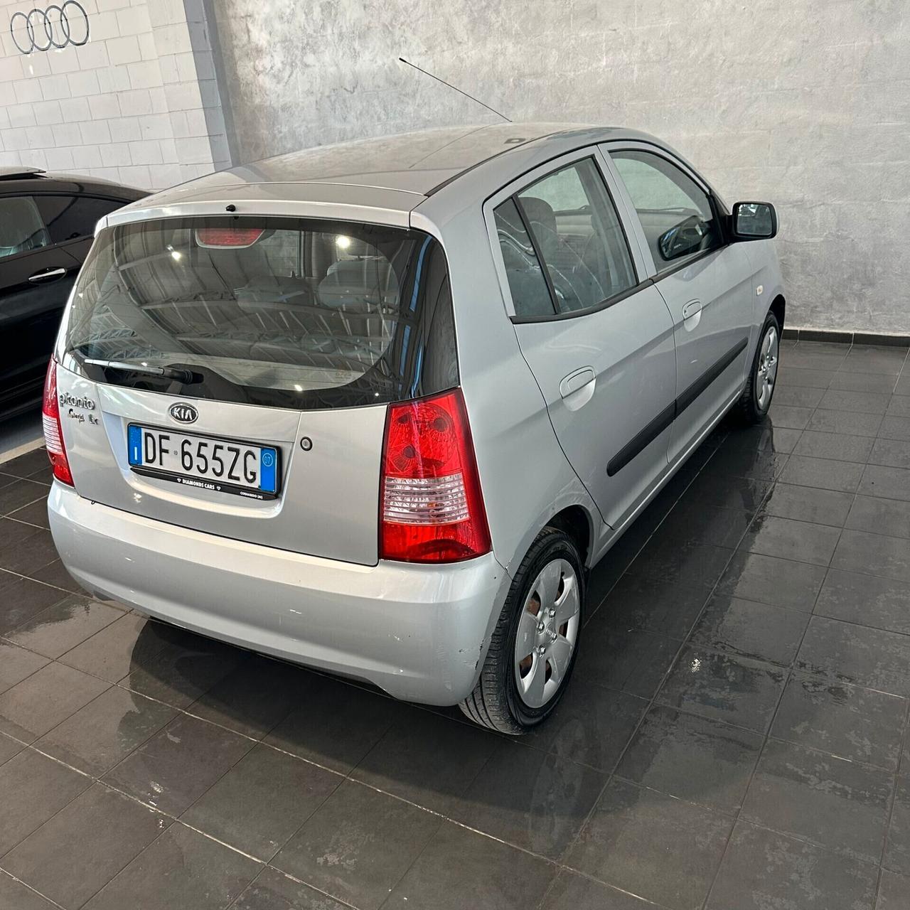 Kia Picanto 1.0 12V
