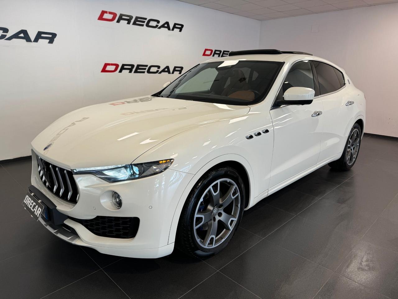 Maserati Levante V6 Diesel 275 CV AWD PERLATO TETTO PACK SPORT